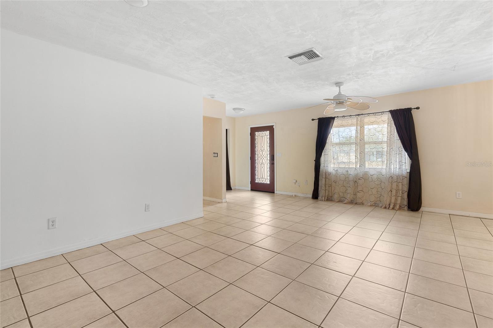 7464 ACORN CIRCLE