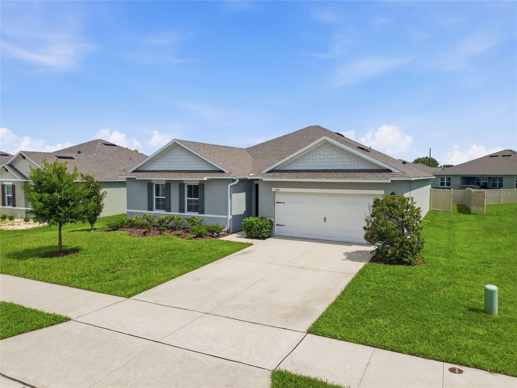 Photo of 325 Auburn Grove Crossing, Auburndale, FL 33823 (MLS # L4963357)