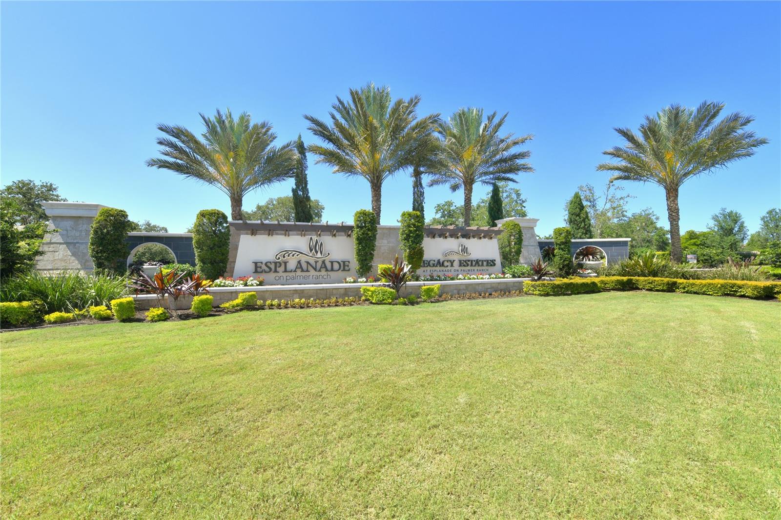 GARDEN HOMES/ESPLANDE PALMER R - Residential Lease