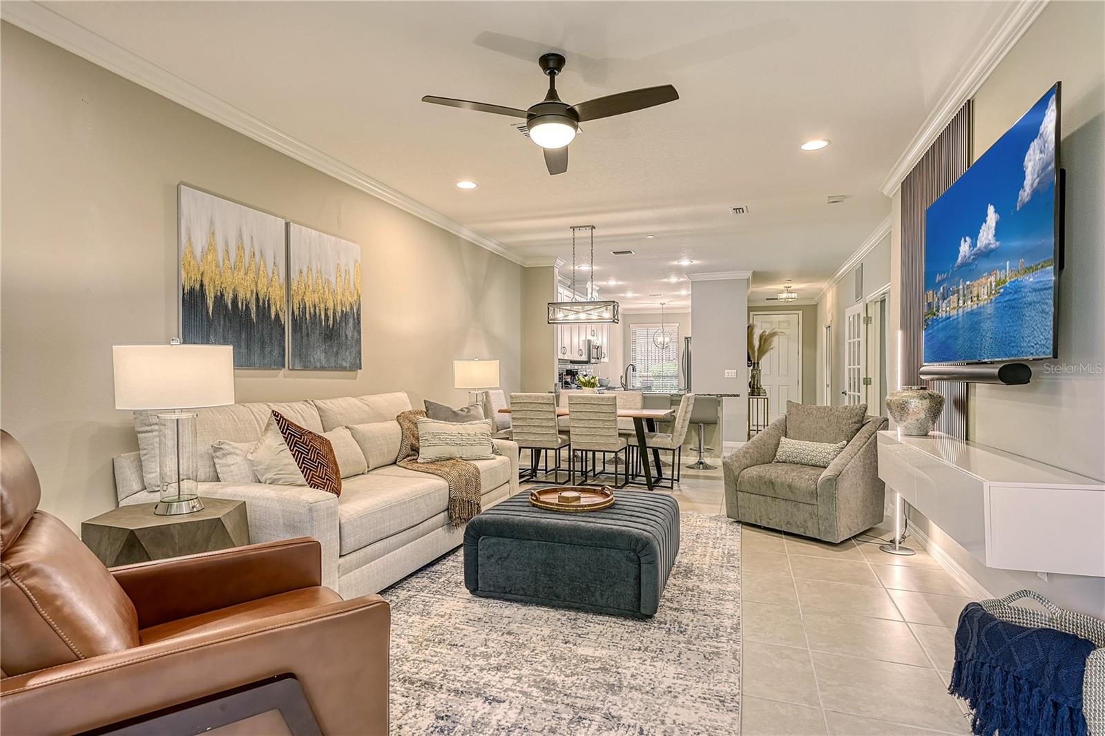 GARDEN HOMES/ESPLANDE PALMER R - Residential Lease