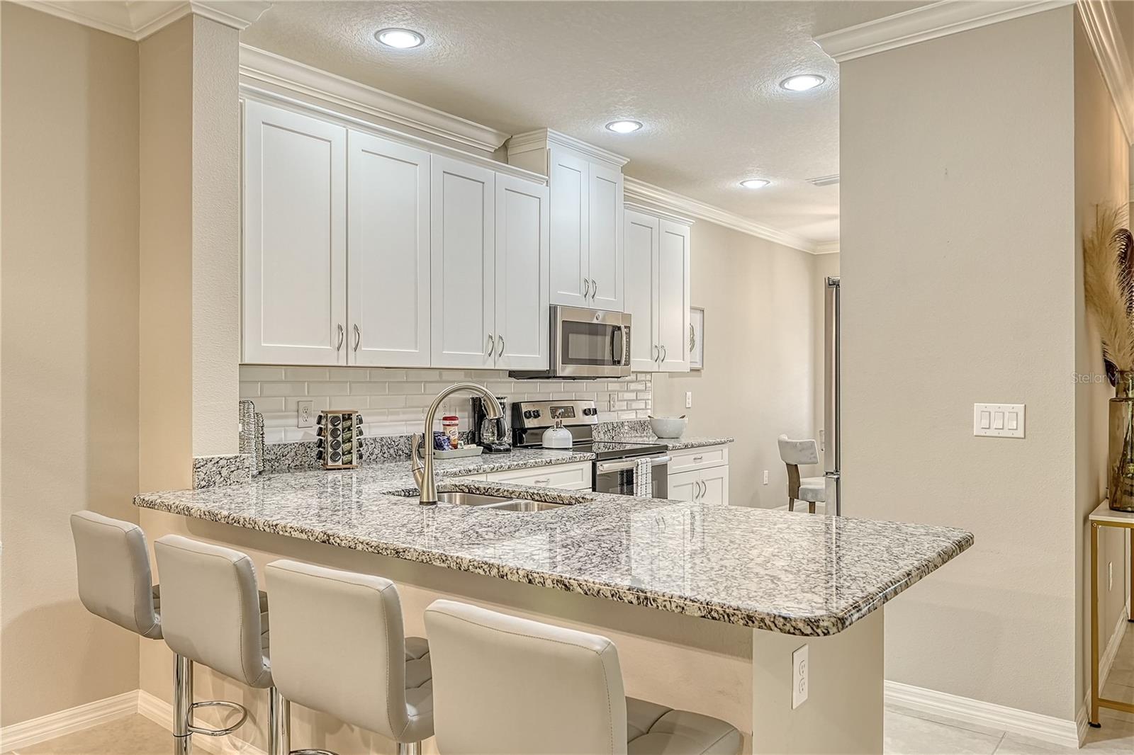 GARDEN HOMES/ESPLANDE PALMER R - Residential Lease