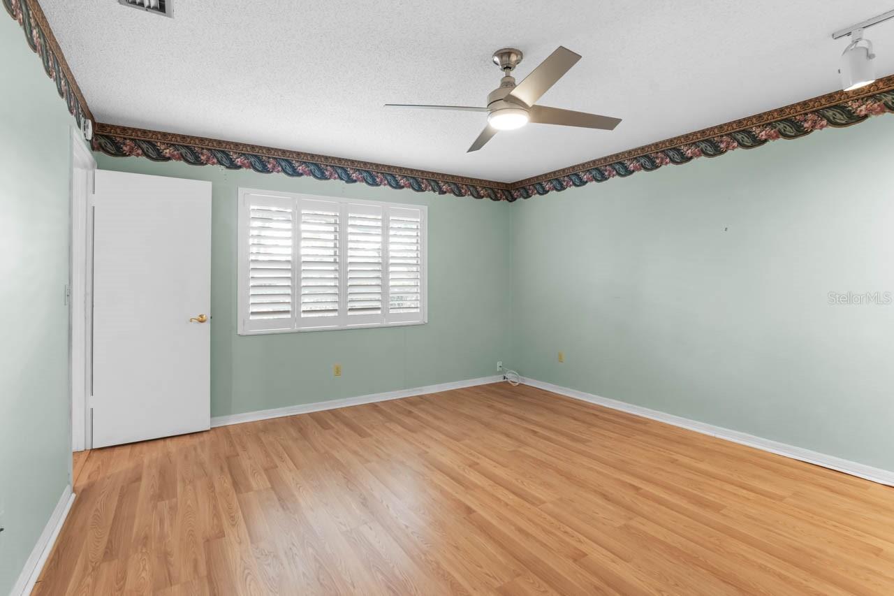 HIGHGATE F CONDO - Residential