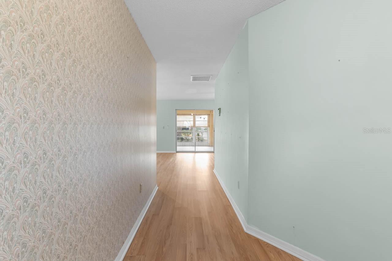 1102 HAREFIELD CIRCLE