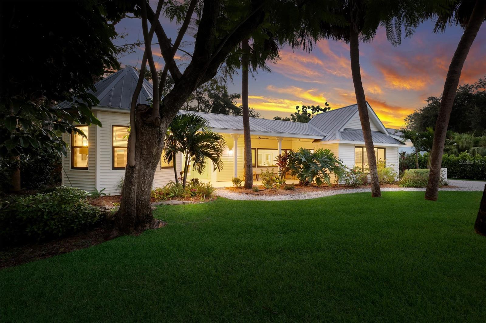 4875 BRYWILL CIRCLE