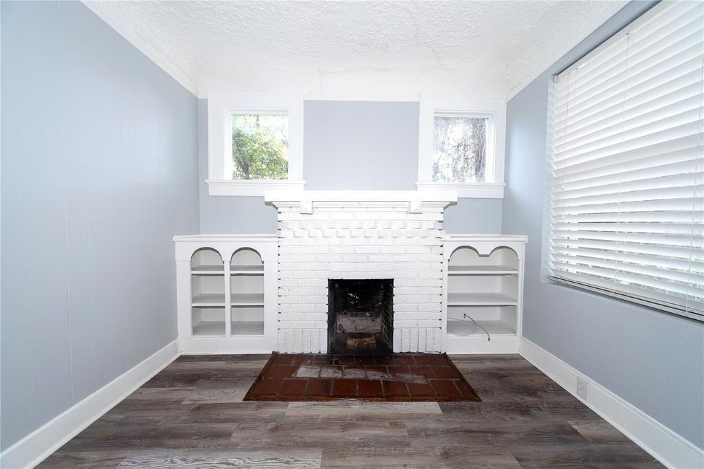 Photo of 618 25th Street W, Bradenton, FL 34205 (MLS # TB8491128)