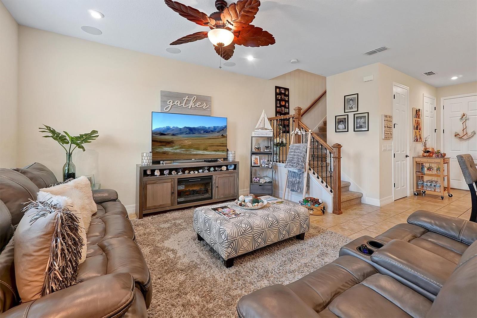 2155 VALENCIA BLOSSOM STREET