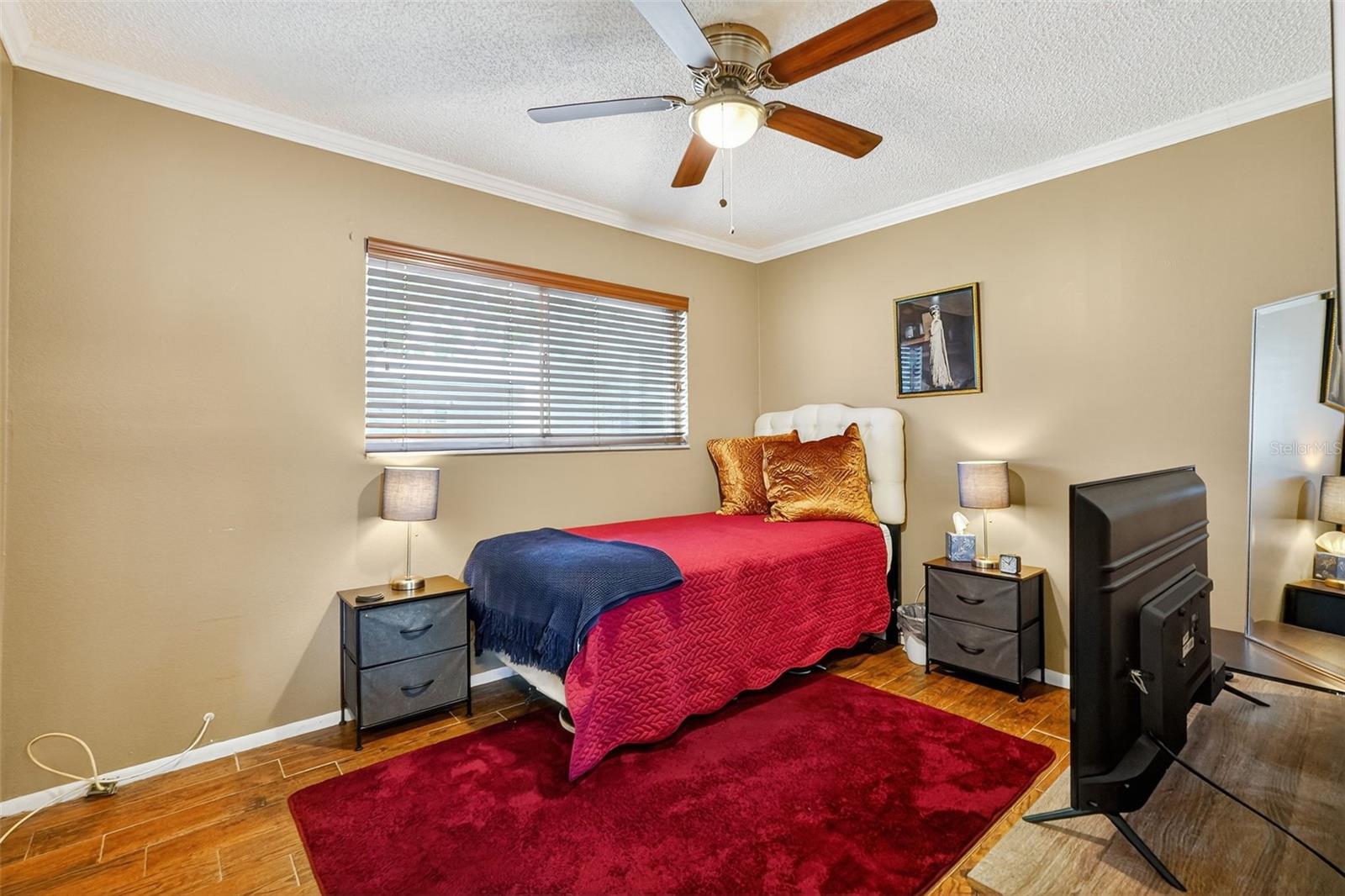 EASTWOOD SHORES 6 - Residential Lease