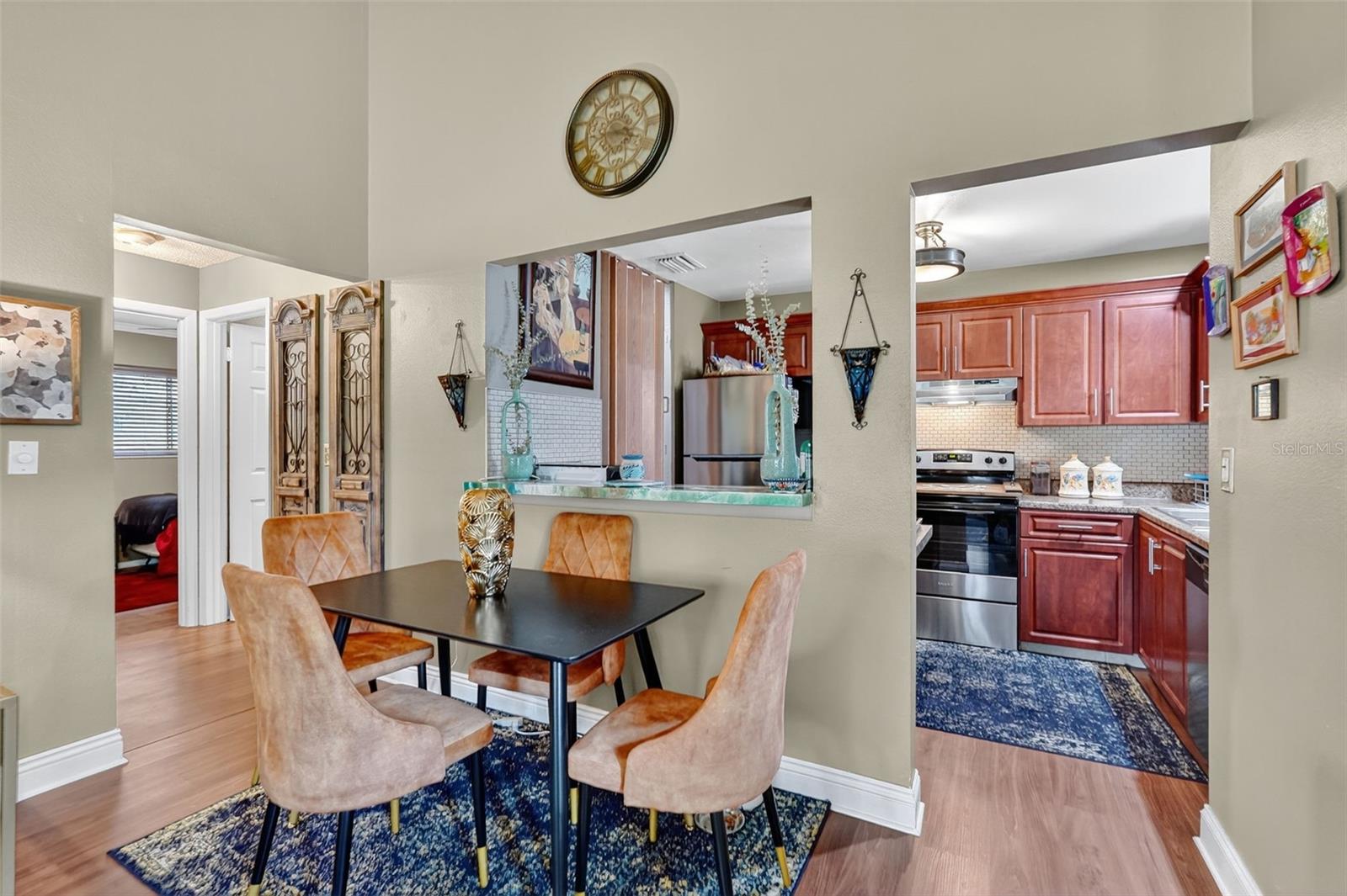 EASTWOOD SHORES 6 - Residential Lease