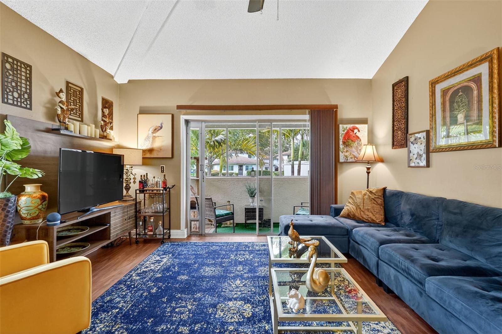 EASTWOOD SHORES 6 - Residential Lease