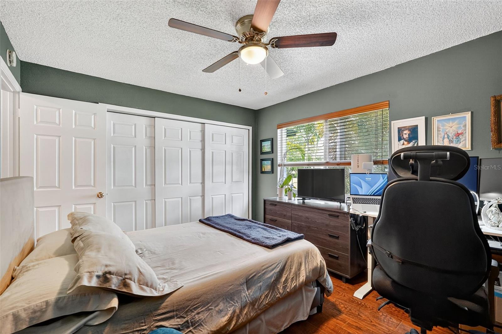 EASTWOOD SHORES 6 - Residential Lease