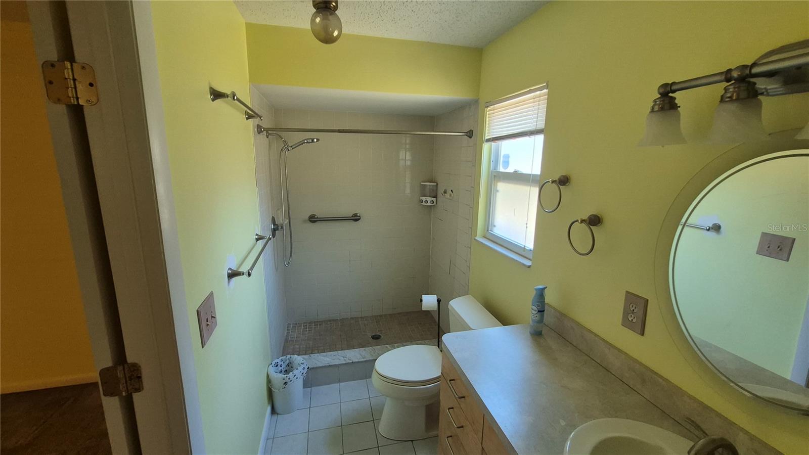 LAKE PADGETT ESTATES - Residential