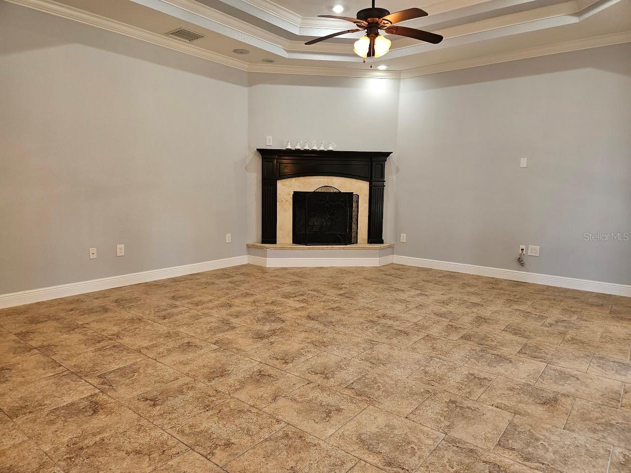 WOODLAND WATERS PH 5 - Residential