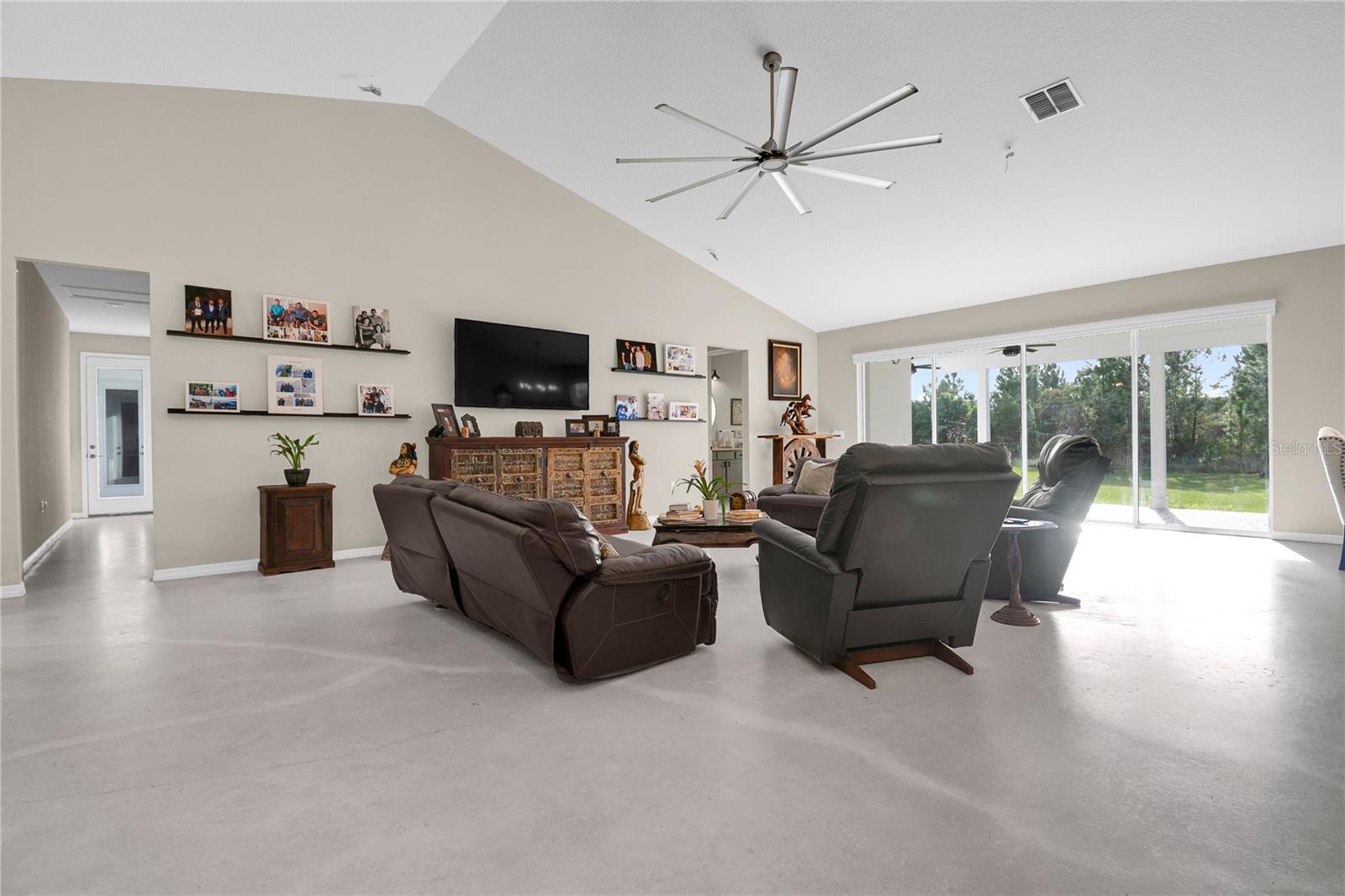 BAY LAKE RANCH UNIT 1 - Residential