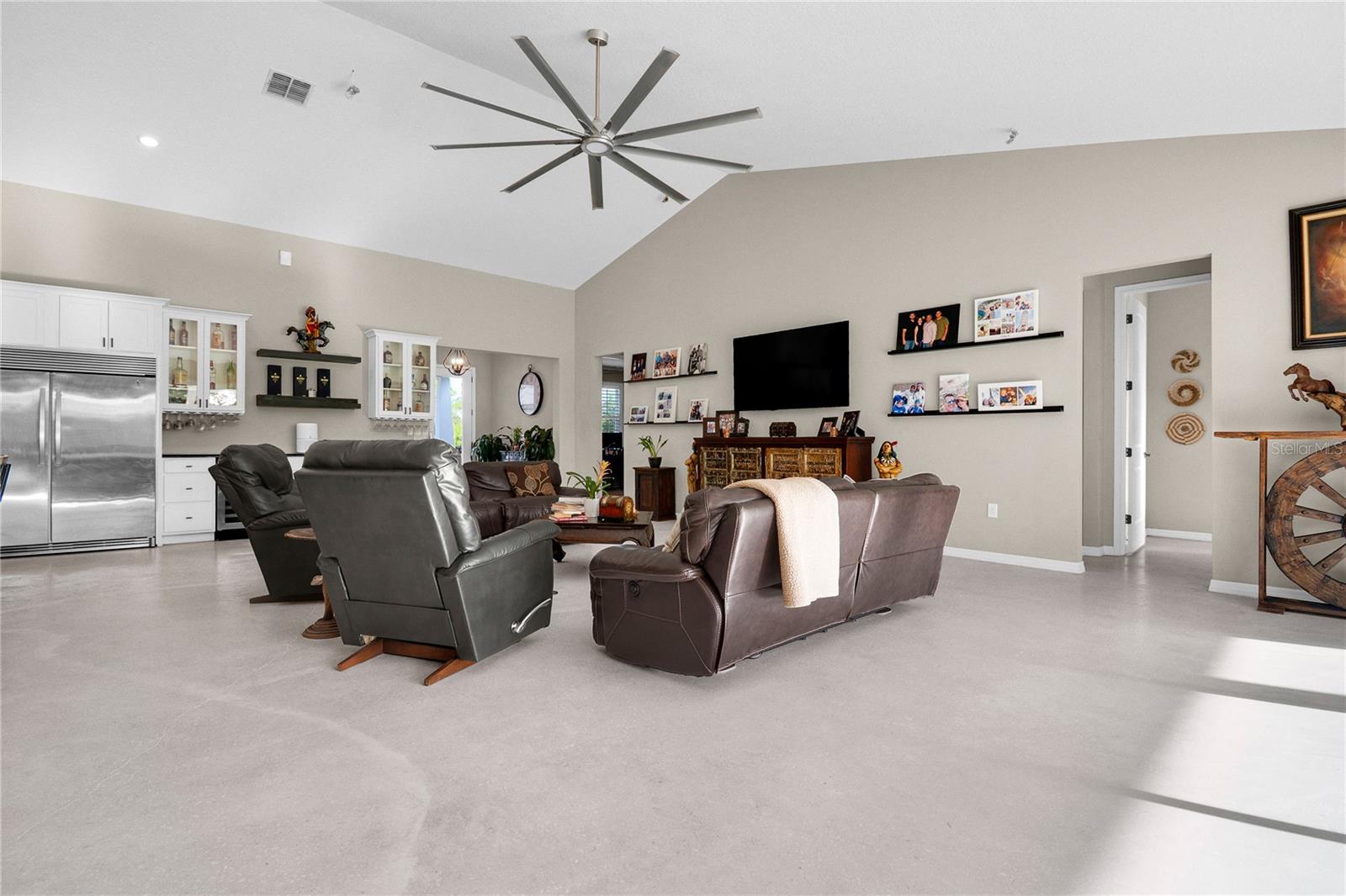 BAY LAKE RANCH UNIT 1 - Residential