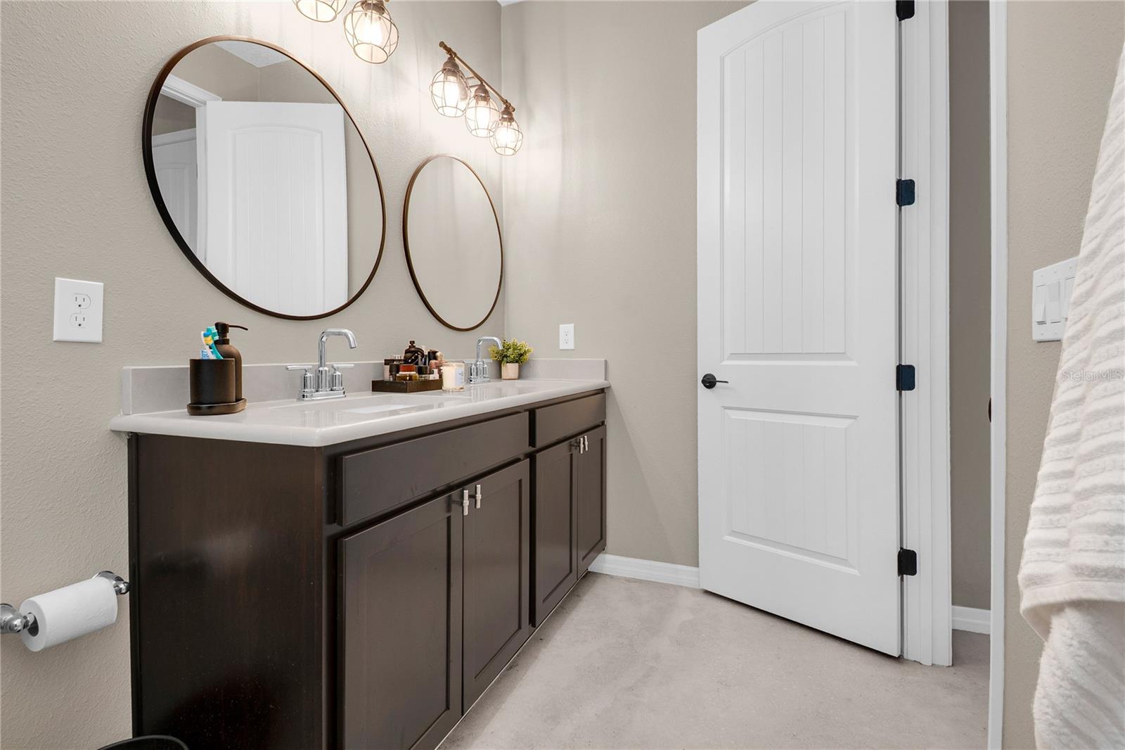 BAY LAKE RANCH UNIT 1 - Residential