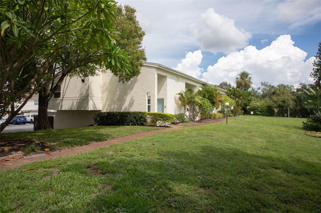 Photo of 4219 La Sorrento Court, Tampa, FL 33611 (MLS # TB8553999)