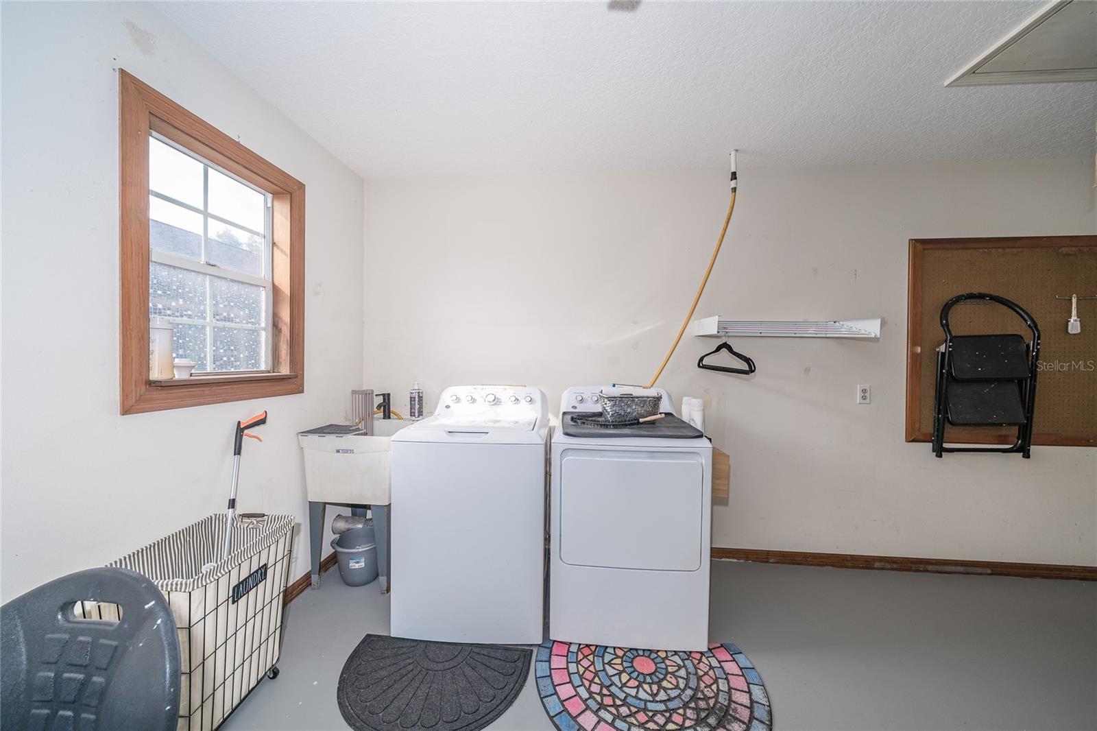 WEDGEWOOD MANOR PH 01 & 02 - Residential