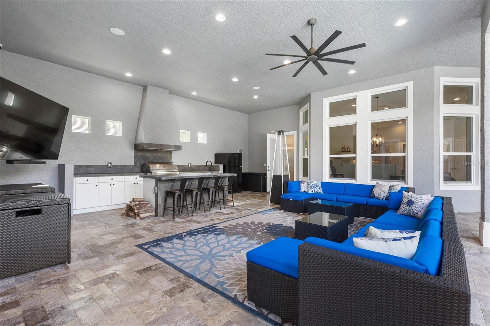 ISLAND ESTATES SUB - Residential