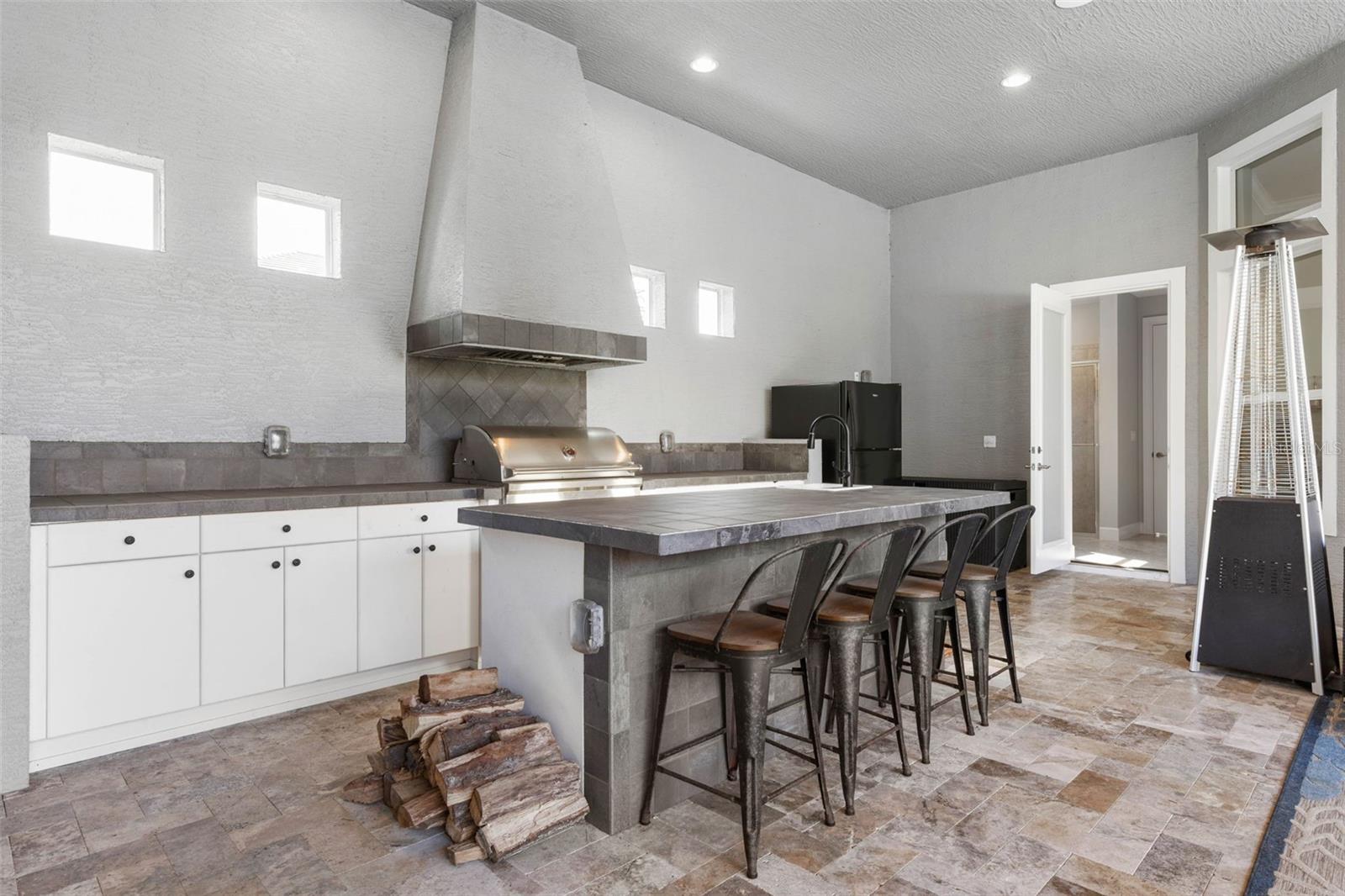 ISLAND ESTATES SUB - Residential