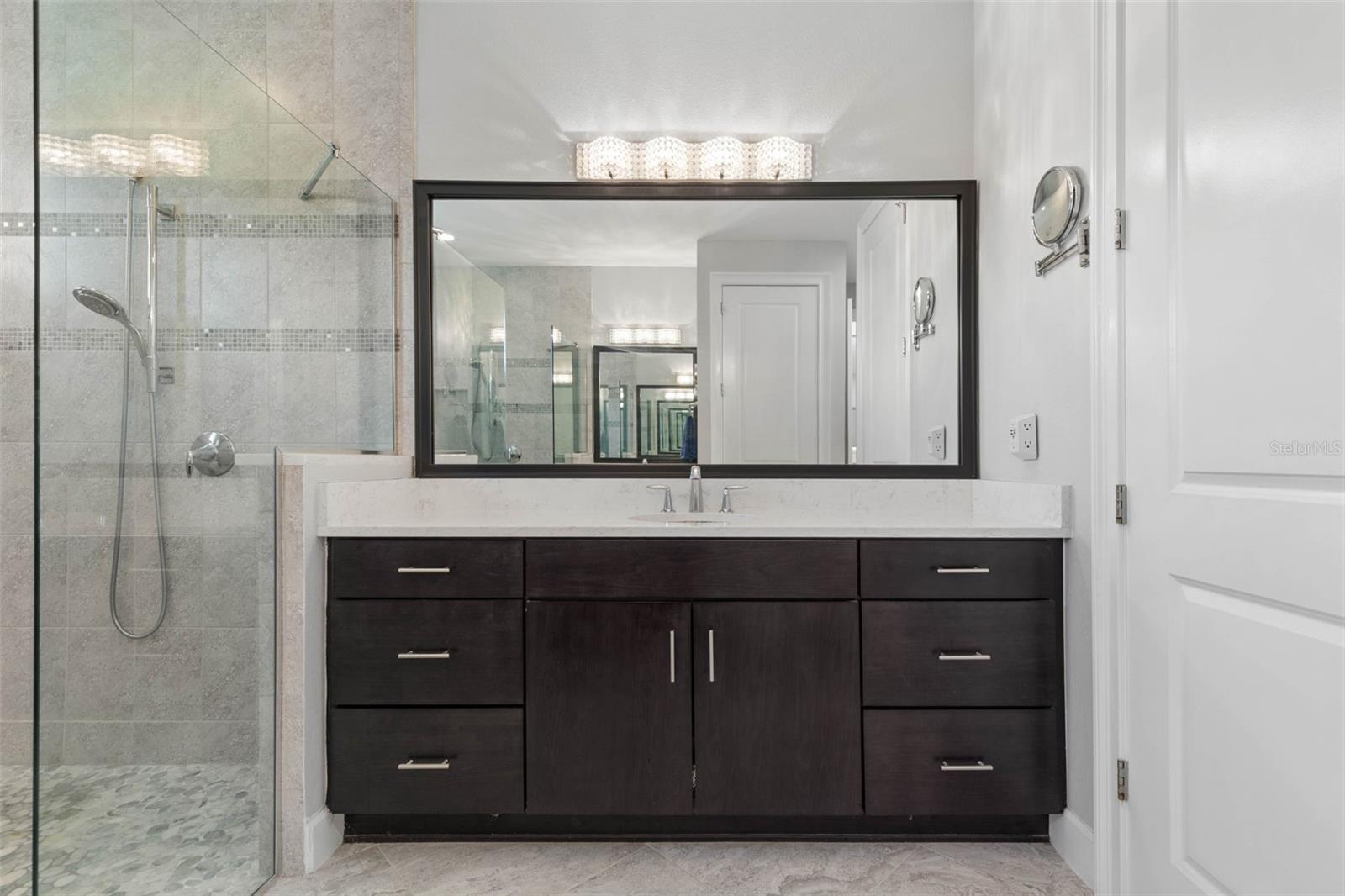 ISLAND ESTATES SUB - Residential