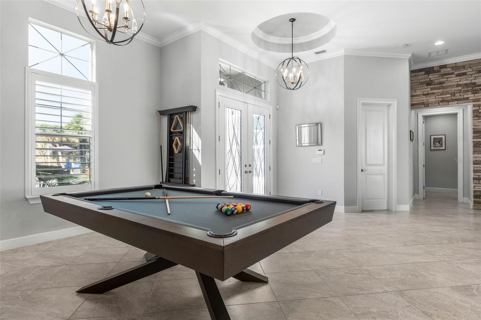 ISLAND ESTATES SUB - Residential