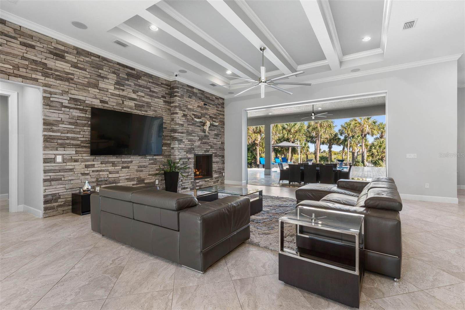 ISLAND ESTATES SUB - Residential