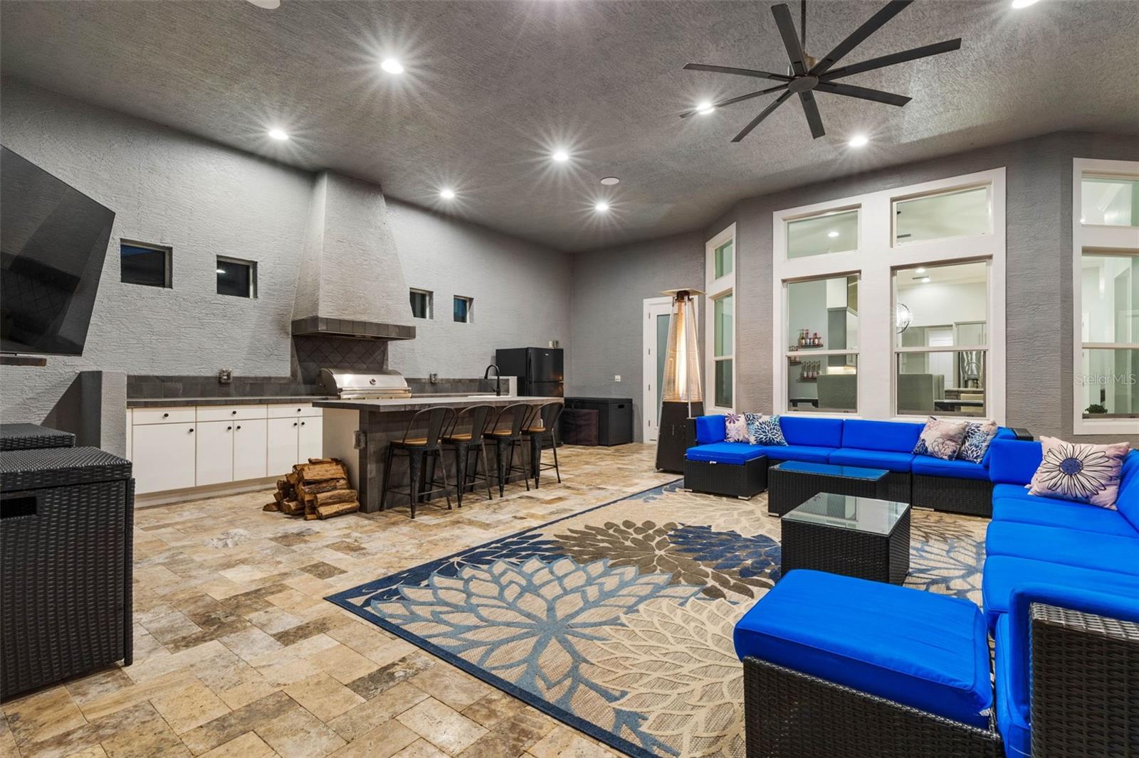 ISLAND ESTATES SUB - Residential