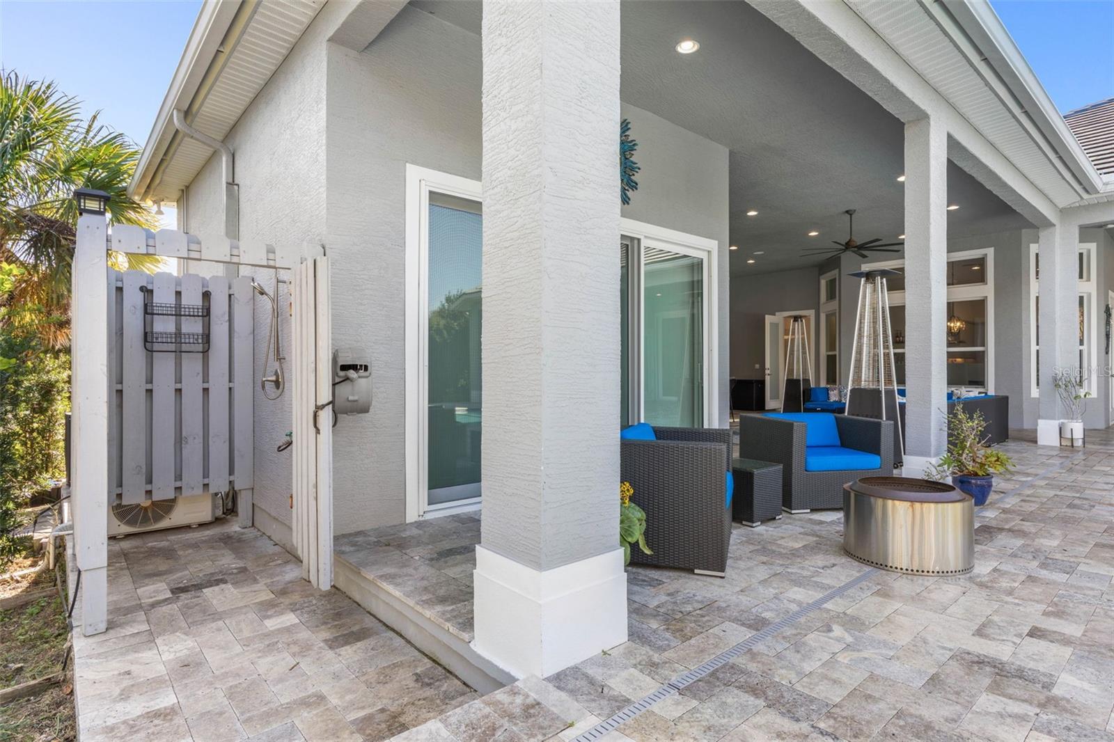 ISLAND ESTATES SUB - Residential