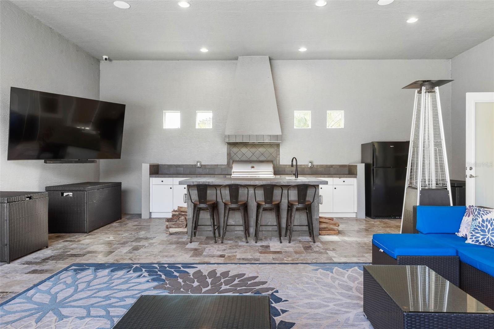 ISLAND ESTATES SUB - Residential