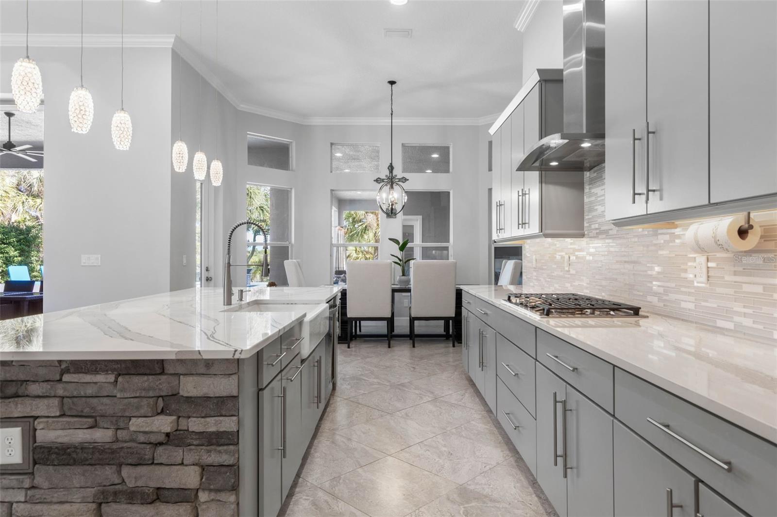 ISLAND ESTATES SUB - Residential