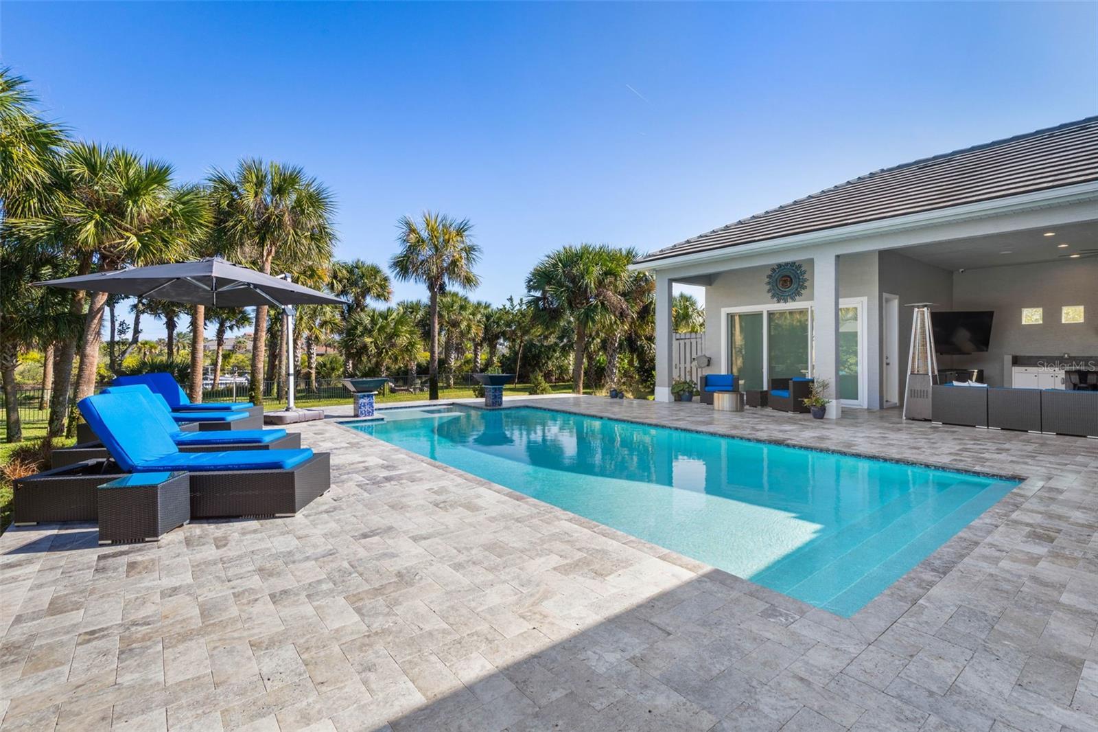 ISLAND ESTATES SUB - Residential