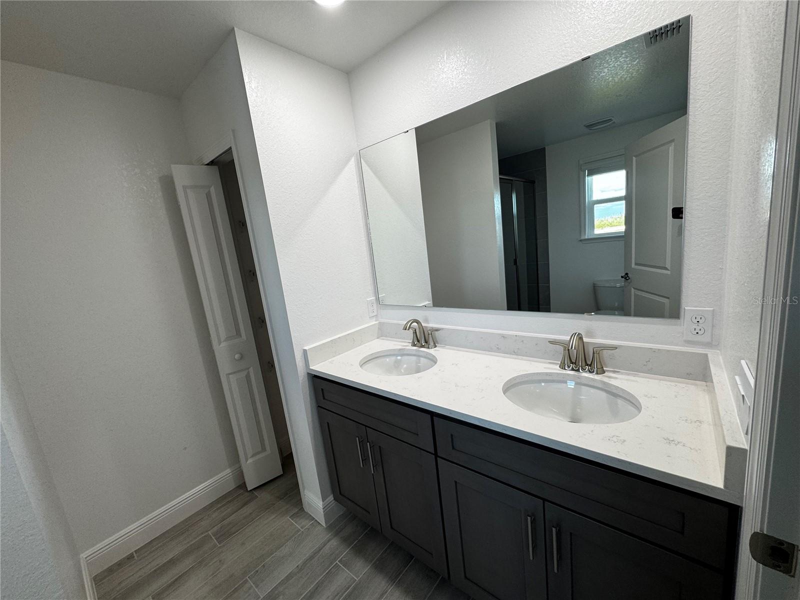 ORCHID COVE - Residential