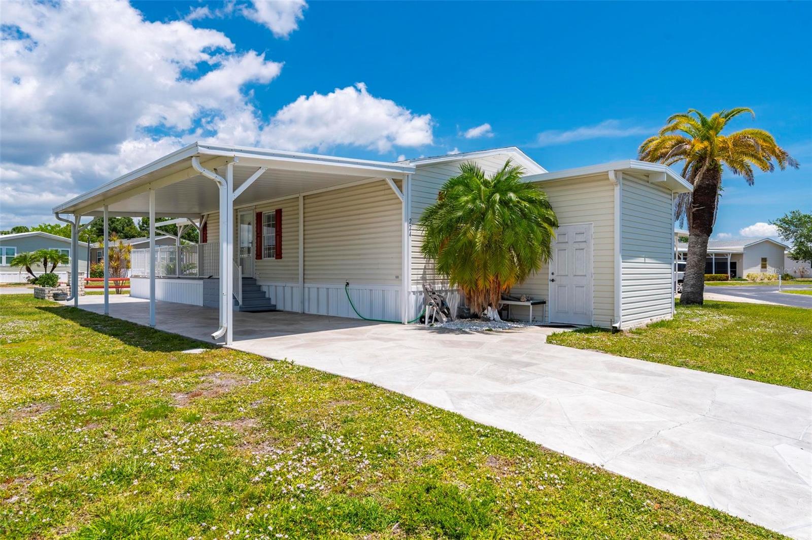 1000 KINGS HIGHWAY 224