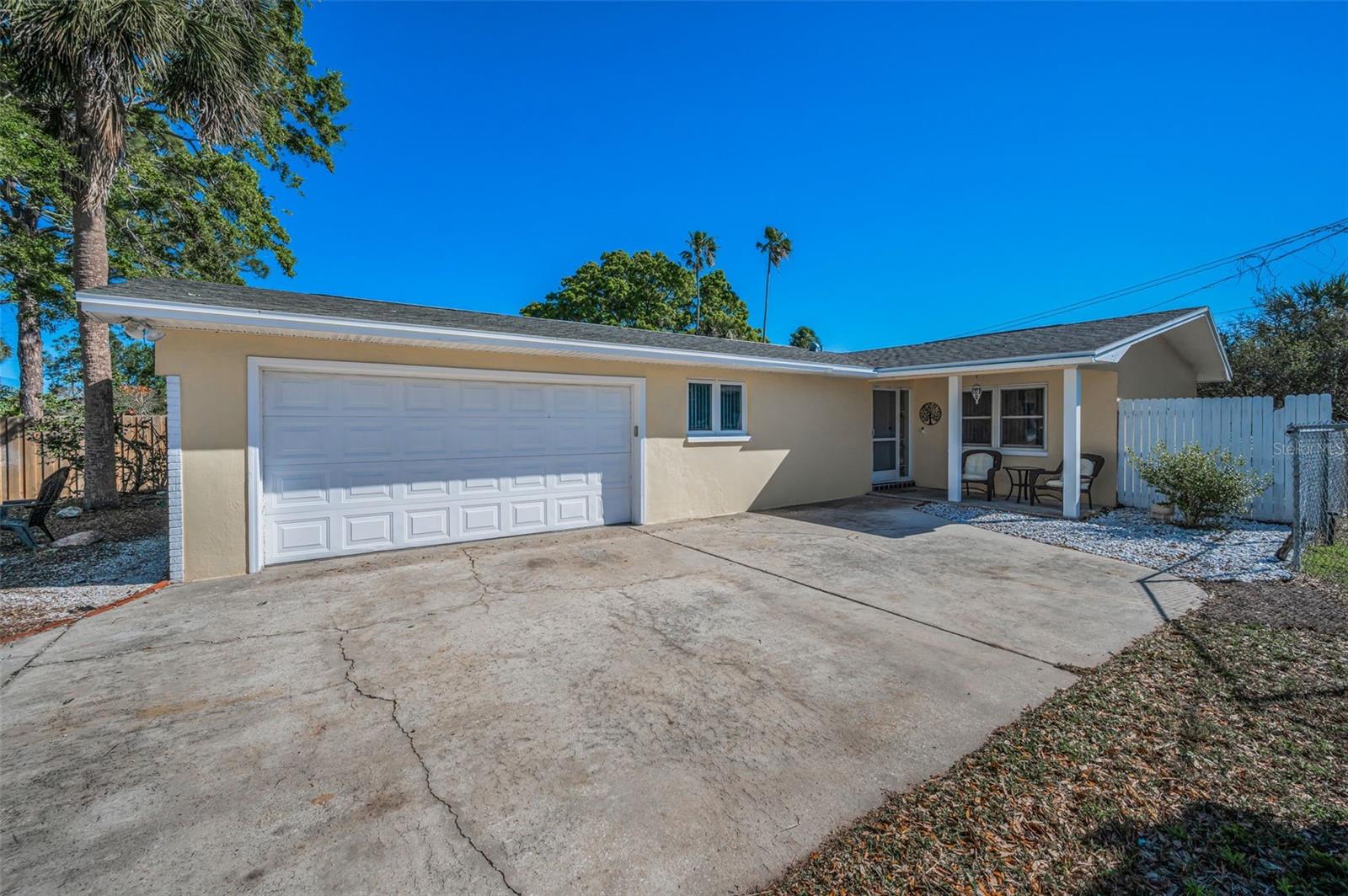 DUNEDIN ISLES COUNTRY CLUB SEC A - Residential