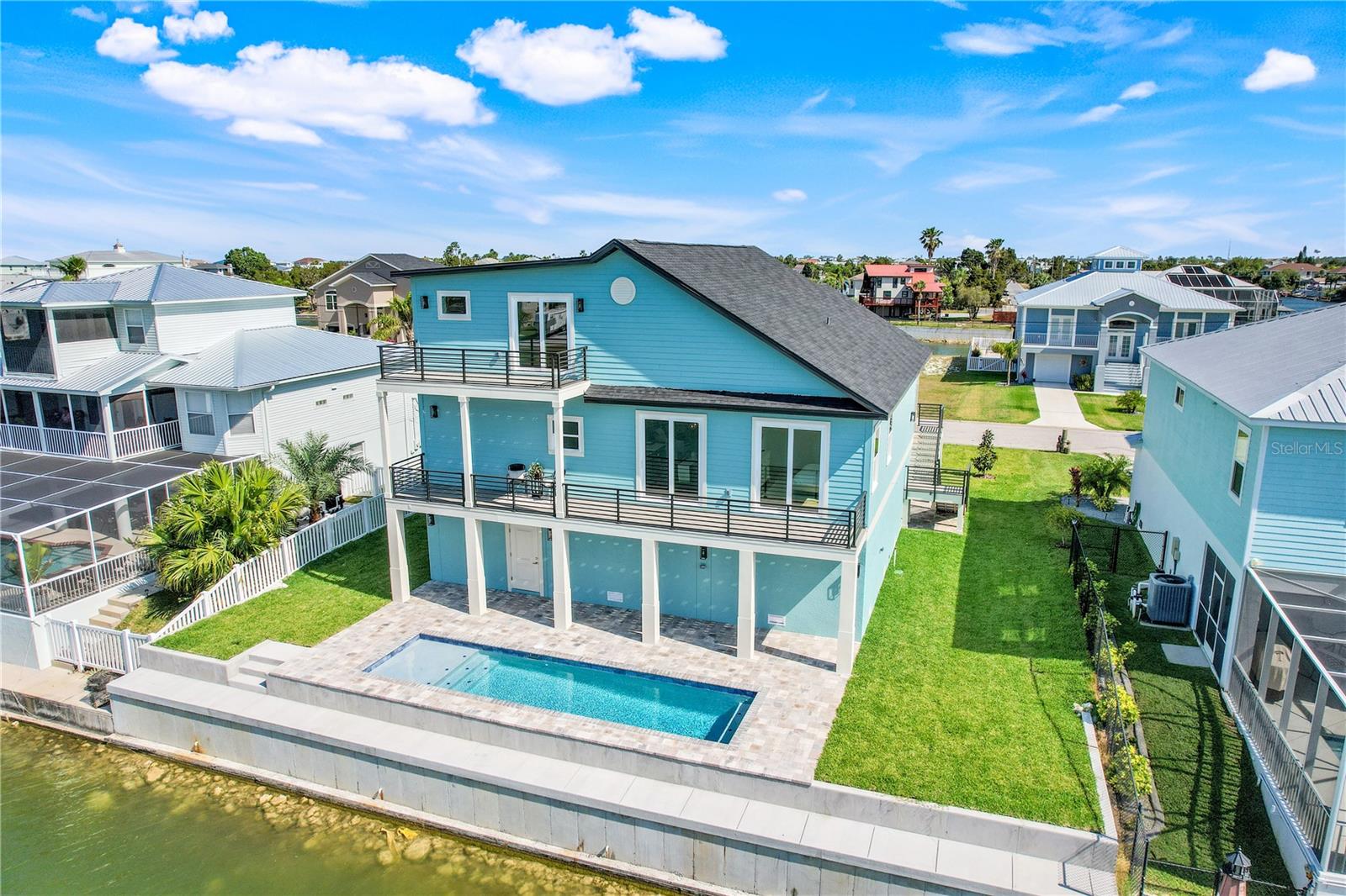 HERNANDO BEACH - Residential
