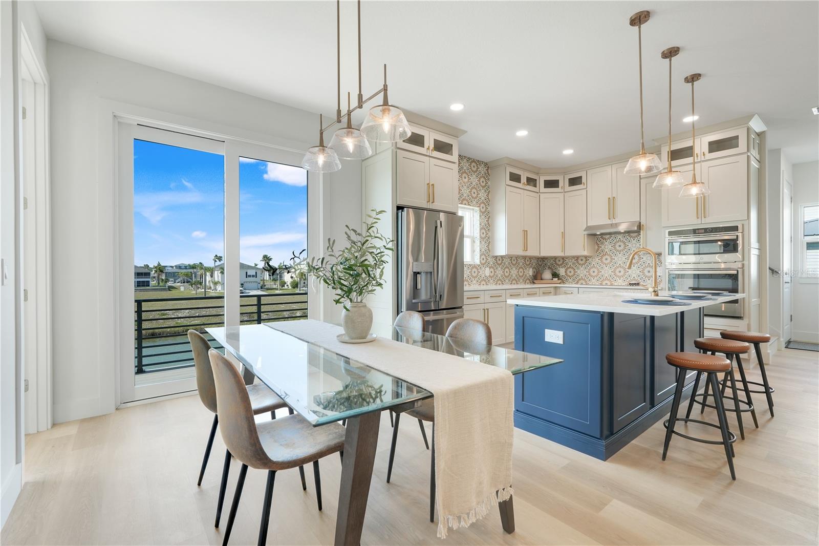 HERNANDO BEACH - Residential