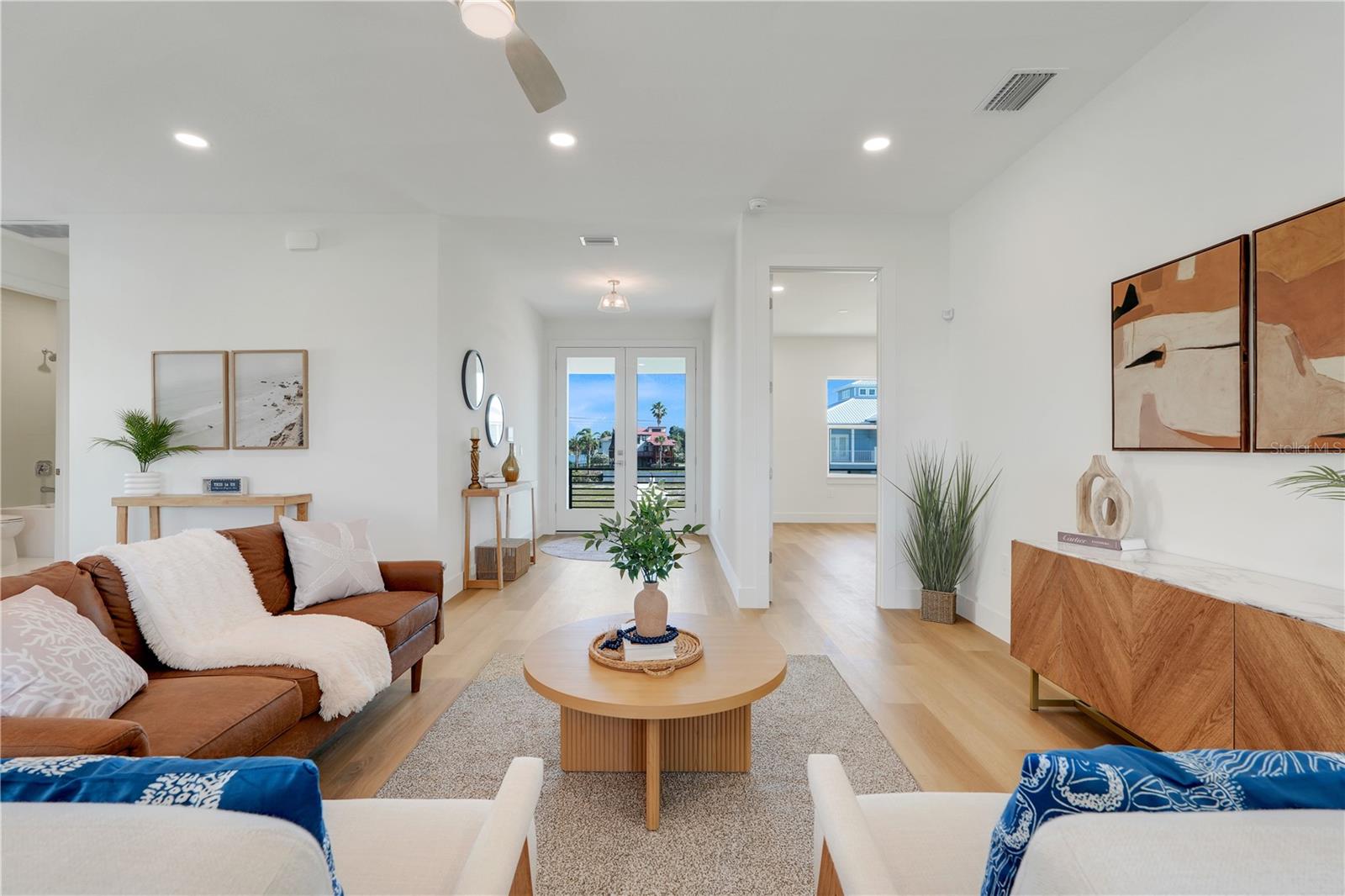 HERNANDO BEACH - Residential