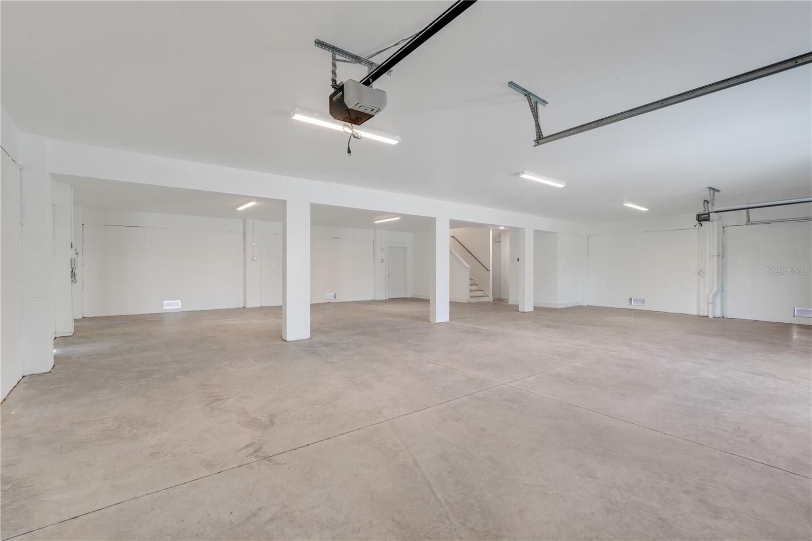 HERNANDO BEACH - Residential