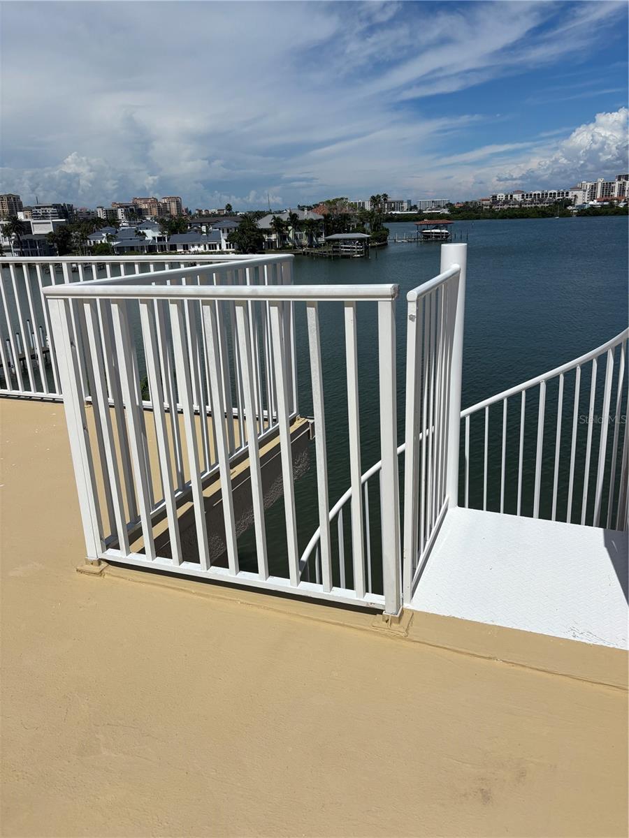 BRIGHTWATER TWNHMS - Residential Lease