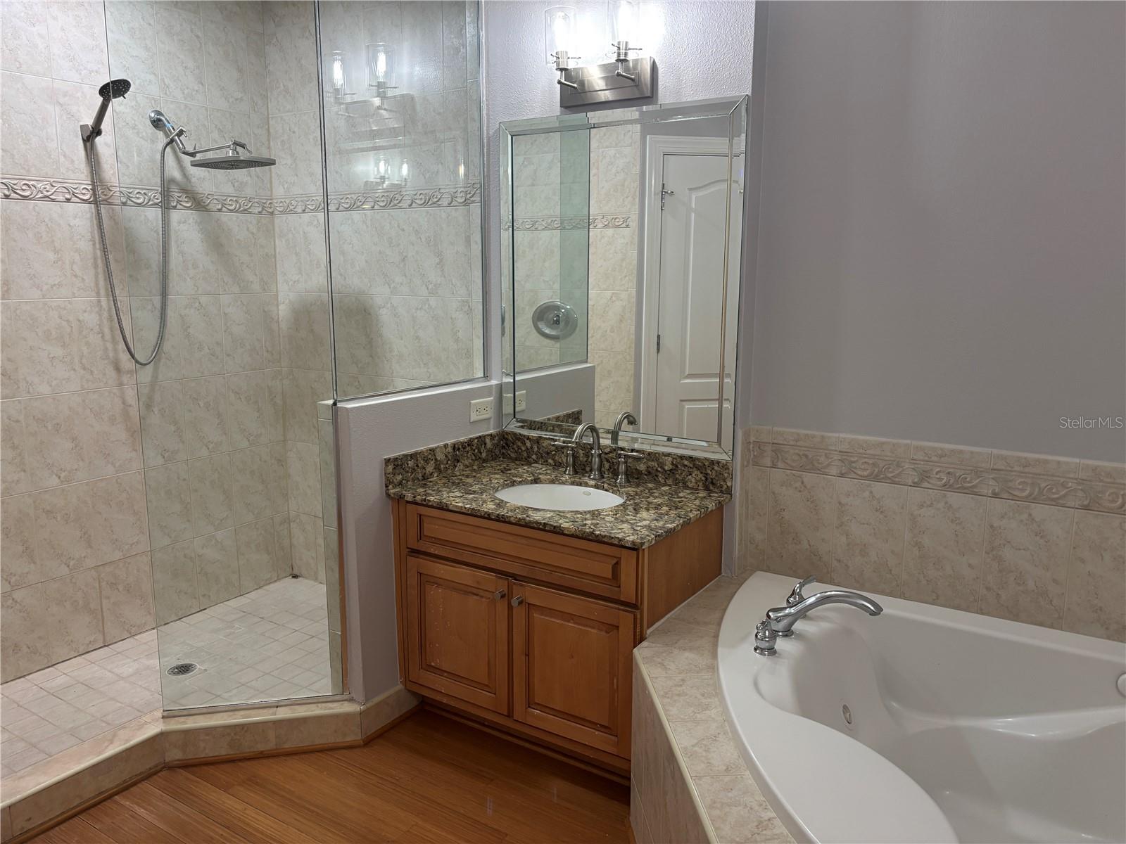 BRIGHTWATER TWNHMS - Residential Lease