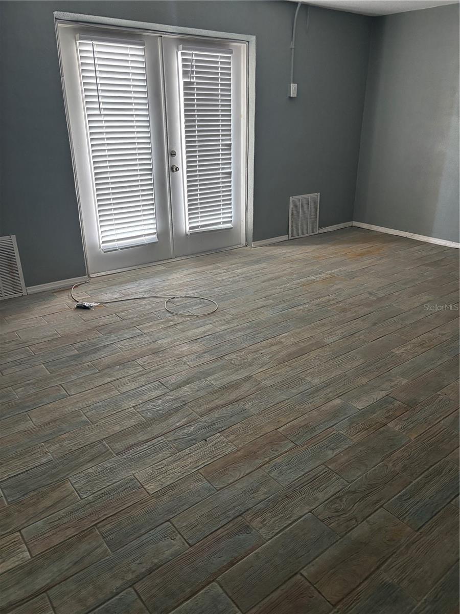 BRIGHTWATER TWNHMS - Residential Lease