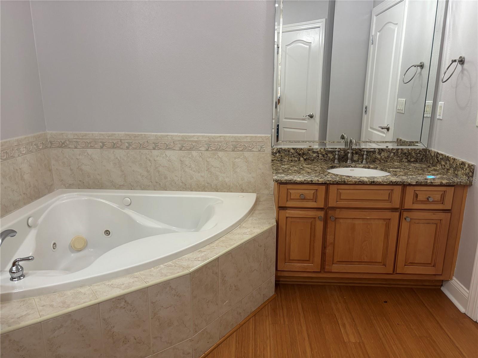 BRIGHTWATER TWNHMS - Residential Lease