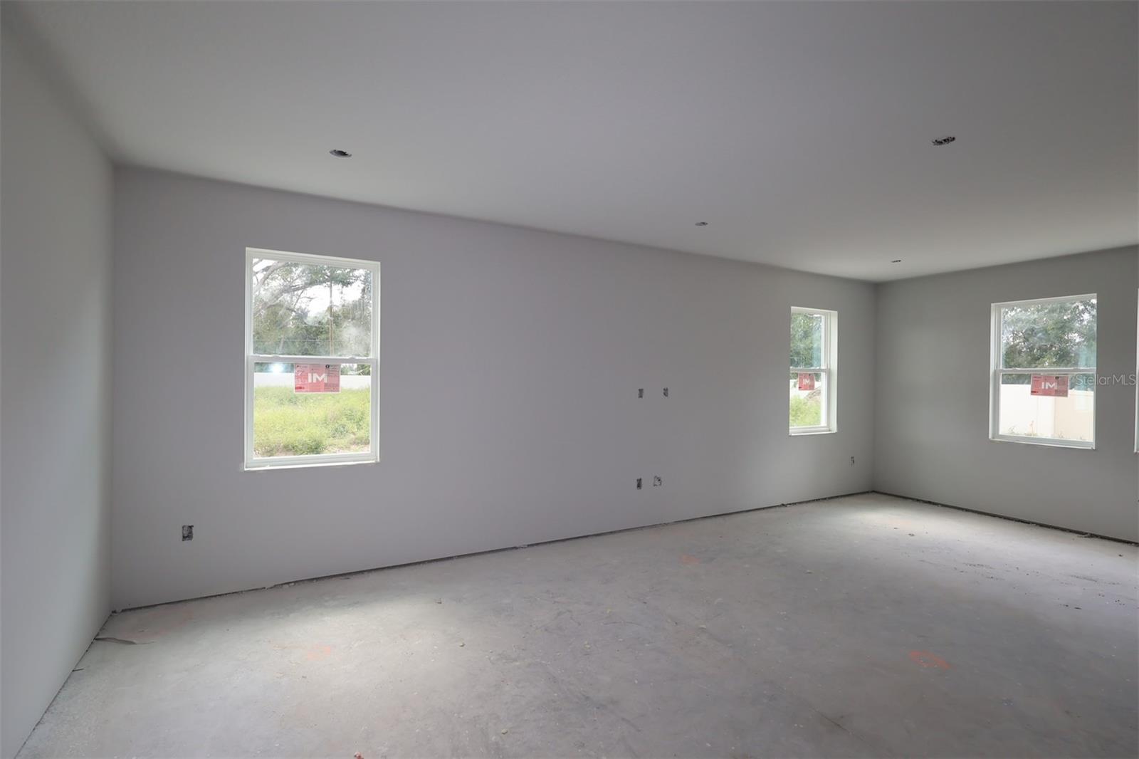 WILLOW RUN - Residential