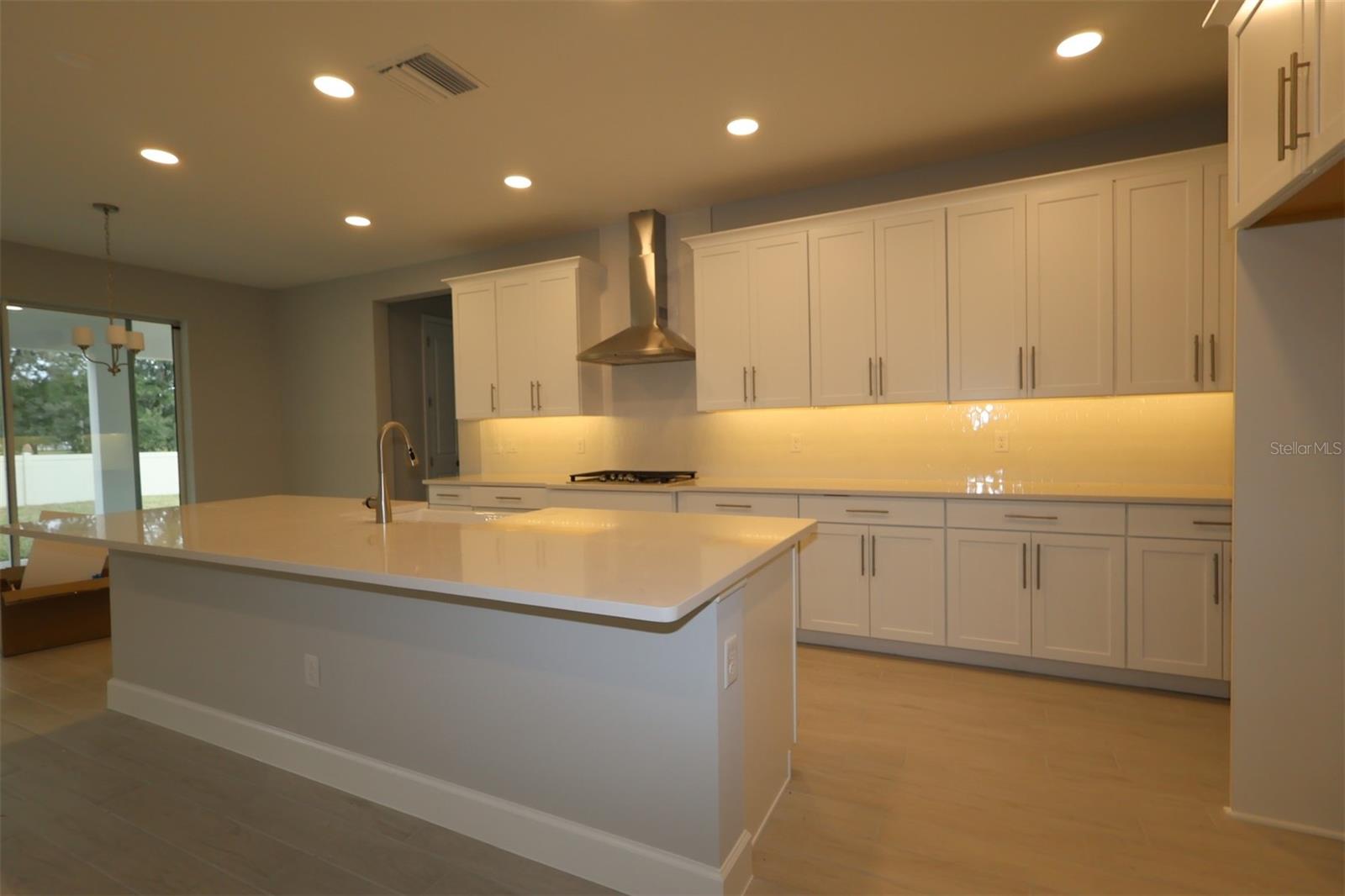 WILLOW RUN - Residential