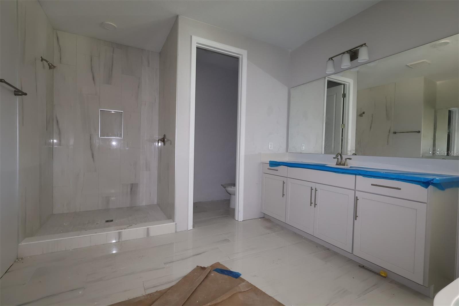 WILLOW RUN - Residential