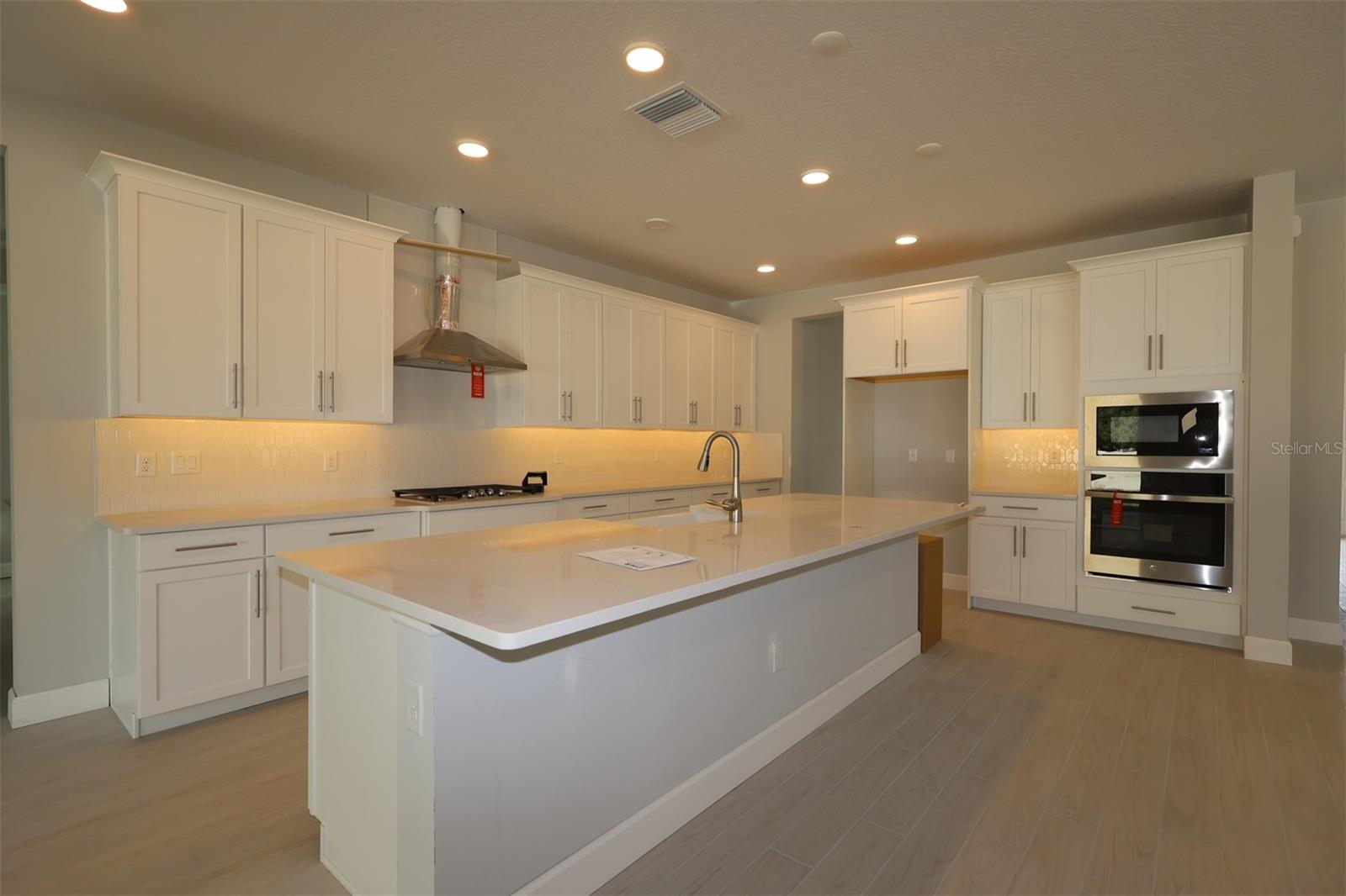 3834 WOLVES CREEK PLACE