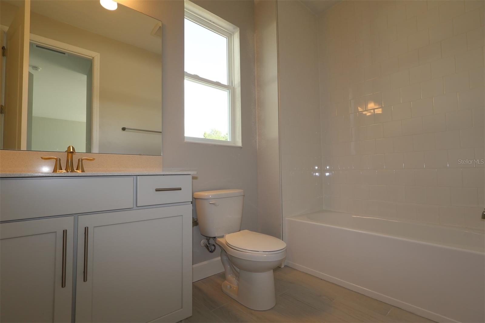 WILLOW RUN - Residential