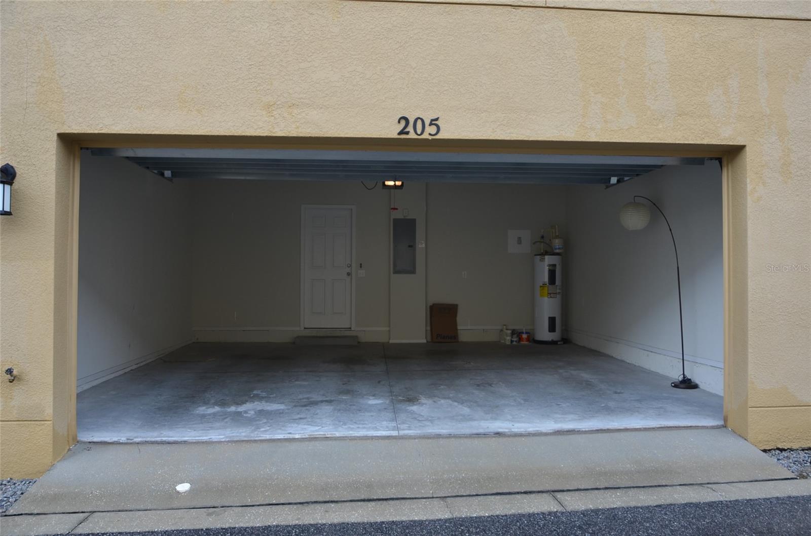 SUTTON PLACE TWNHMS A REP - Residential Lease