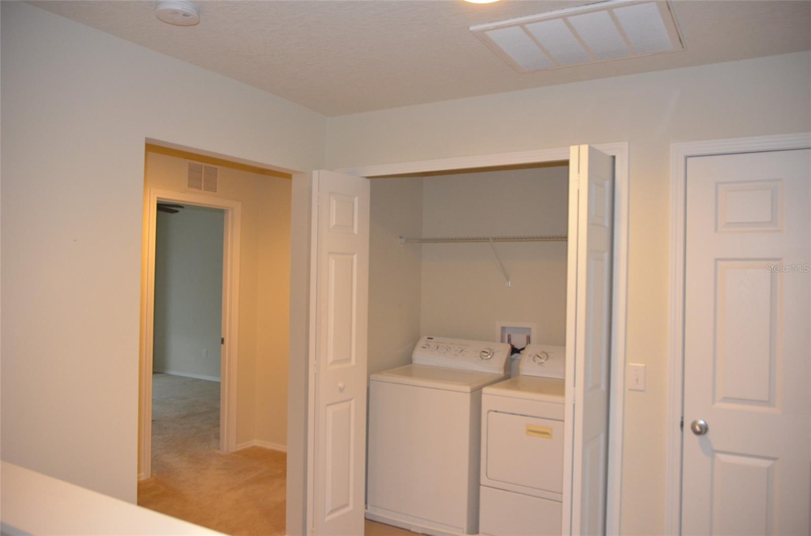 SUTTON PLACE TWNHMS A REP - Residential Lease