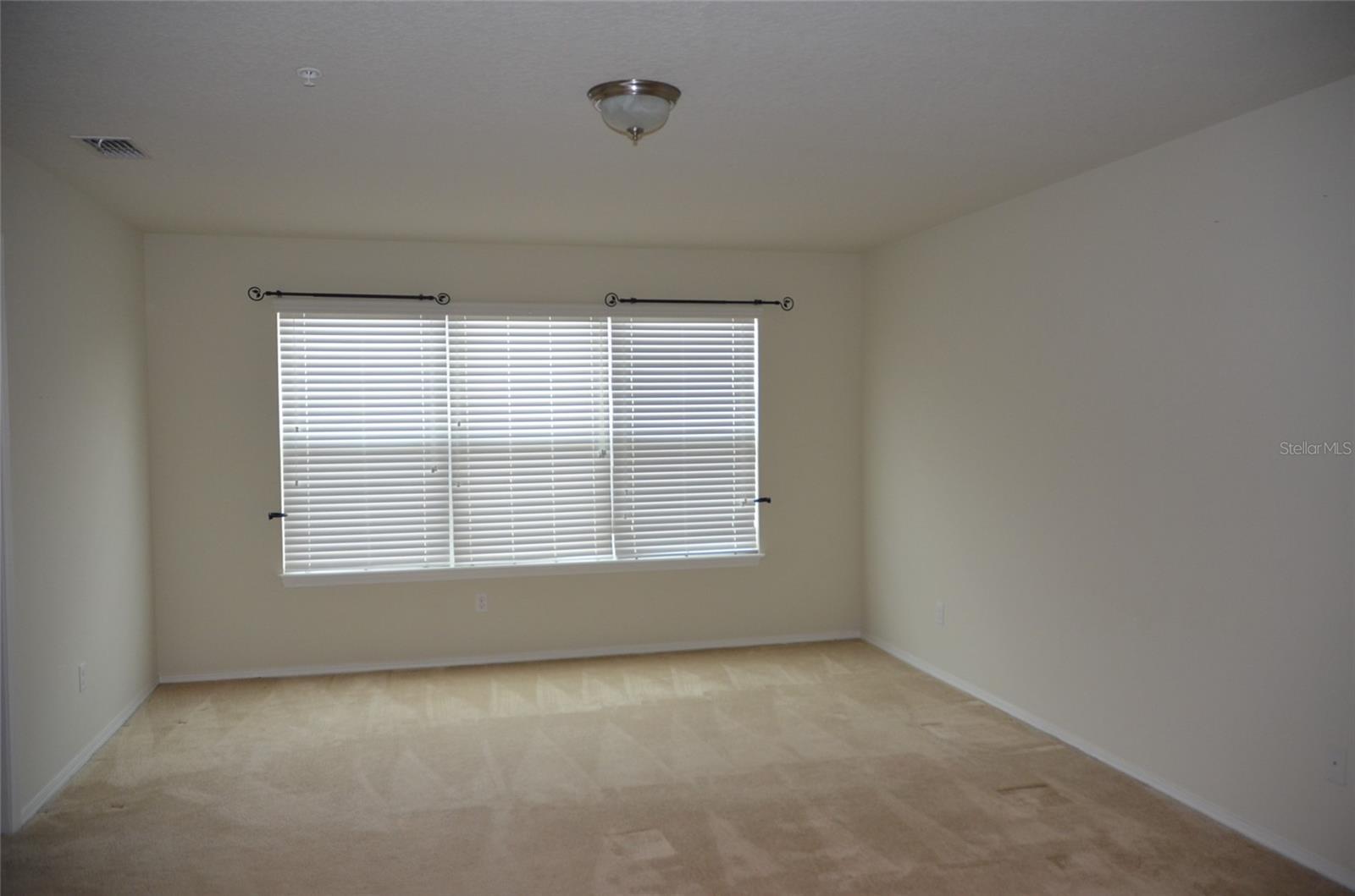 SUTTON PLACE TWNHMS A REP - Residential Lease